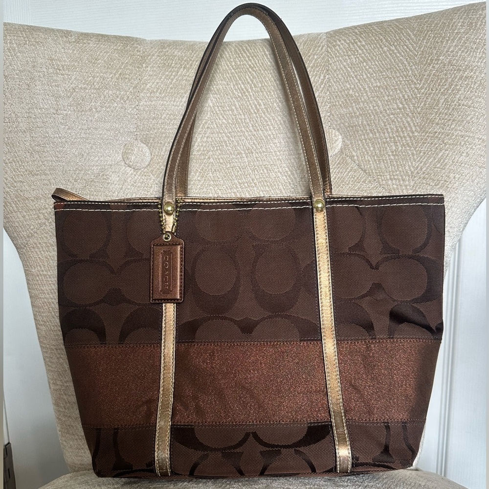 Coach Vintage Tote 11098 (Brown with Metallic Bronze Trimming)
